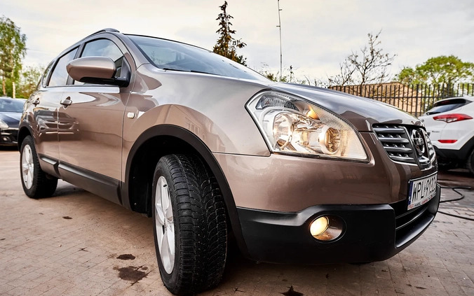 Nissan Qashqai cena 29900 przebieg: 231000, rok produkcji 2010 z Kożuchów małe 211